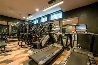 21 Pearl in Austin, TX - Foto de edificio - Building Photo