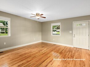 19 Cottage Crk Ln in Weaverville, NC - Building Photo - Building Photo