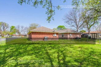 901 Calumet Ave in Waco, TX - Building Photo - Building Photo
