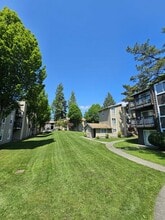 Hillcrest Estates in Everett, WA - Foto de edificio - Building Photo