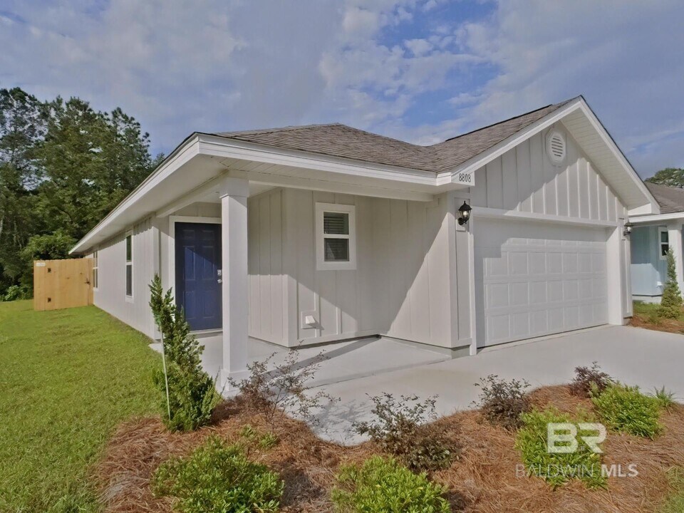 8808 Summer Bay Ln in Foley, AL - Building Photo