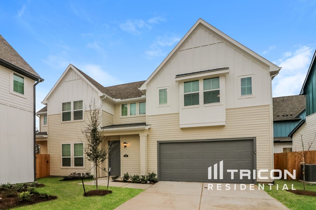 9835 Willow Creek Commerce Dr in Tomball, TX - Building Photo