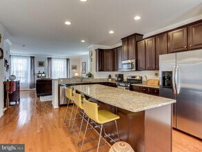 1796 Rockledge Terrace in Woodbridge, VA - Building Photo - Building Photo