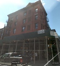 400 Bleecker St in New York, NY - Building Photo - Building Photo