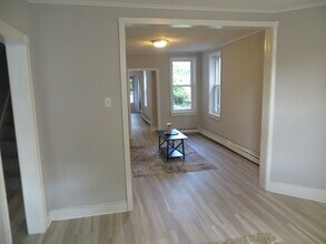 503 Linden Ave in Burlington, NJ - Building Photo - Building Photo