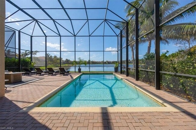 13905 Luna Dr in Naples, FL - Building Photo - Building Photo