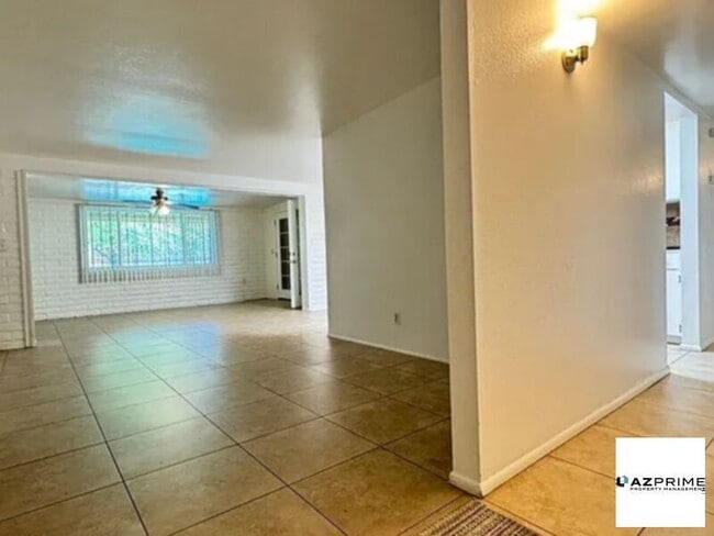 6864 E 45th St in Tucson, AZ - Building Photo - Building Photo