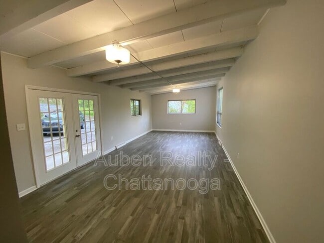 4205 McCahill Rd in Chattanooga, TN - Foto de edificio - Building Photo