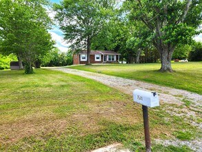 3541 Pinson School Rd in Springfield, TN - Building Photo - Building Photo