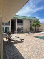 3907 Del Prado Blvd S in Cape Coral, FL - Building Photo