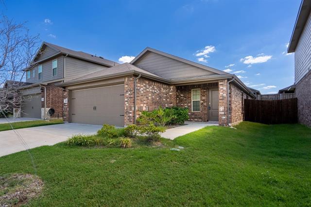 808 Hay Loft Ln in Royse City, TX - Building Photo