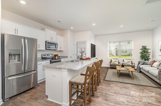 7109 North Mills Rd in Charlotte, NC - Building Photo - Building Photo