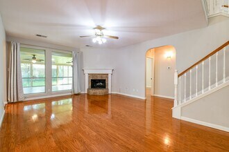 18035 Somerset Knolls Ct in Houston, TX - Building Photo - Building Photo