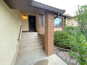 8420 Stratus Dr in Colorado Springs, CO - Foto de edificio - Building Photo