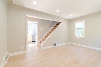 1517 W Saratoga St in Ferndale, MI - Building Photo - Building Photo
