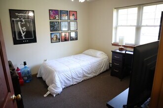 158 N Tratt St, Unit 5 in Whitewater, WI - Building Photo - Building Photo