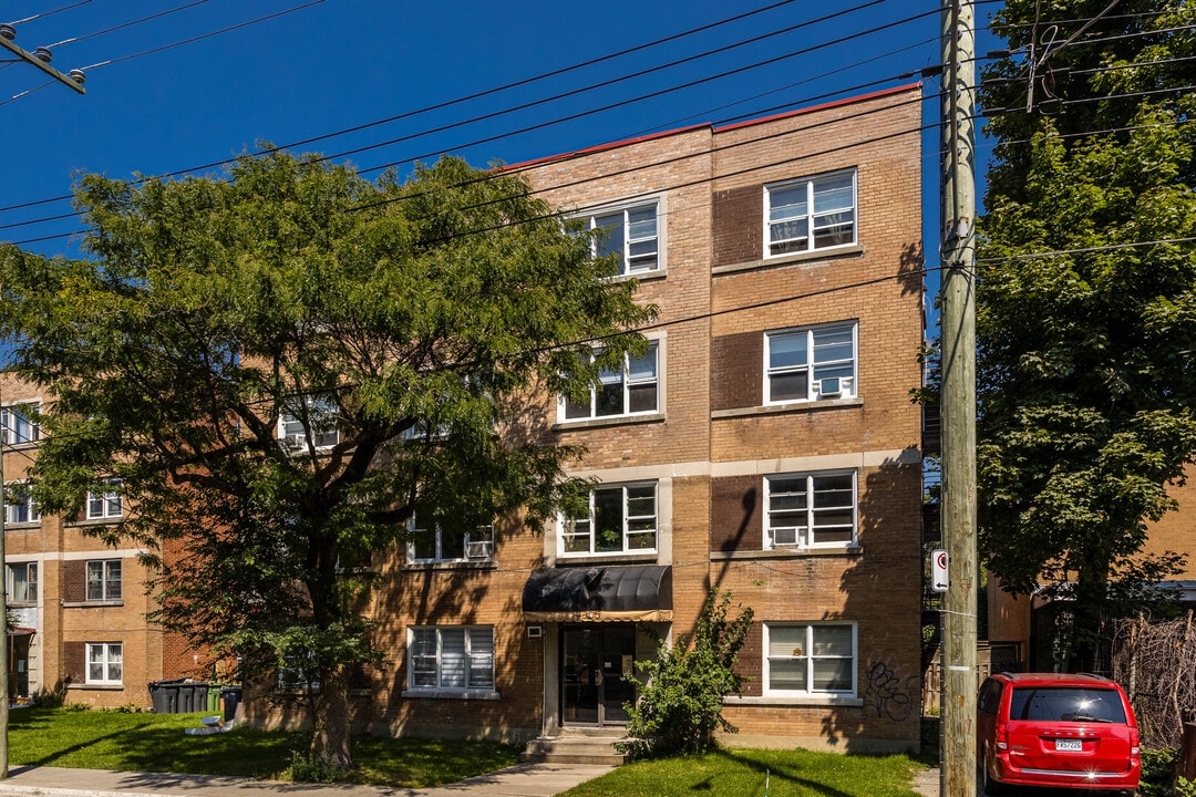 4855 Walkley Av in Montréal, QC - Building Photo