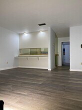 2348 SW 34th Pl, Unit 2 in Gainesville, FL - Building Photo - Building Photo