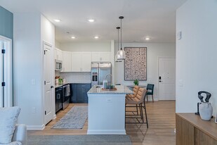 Evolve at the Pines in Greenville, NC - Building Photo