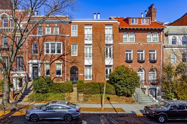 1849 Kalorama Rd NW in Washington, DC - Building Photo - Building Photo