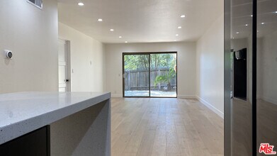 6474 Cavalleri Rd in Malibu, CA - Building Photo - Building Photo