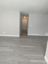 8313 N 10th St in Tampa, FL - Building Photo - Building Photo