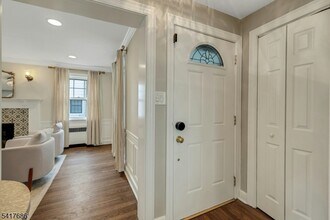 21 Ridgedale Ave in Summit, NJ - Building Photo - Building Photo