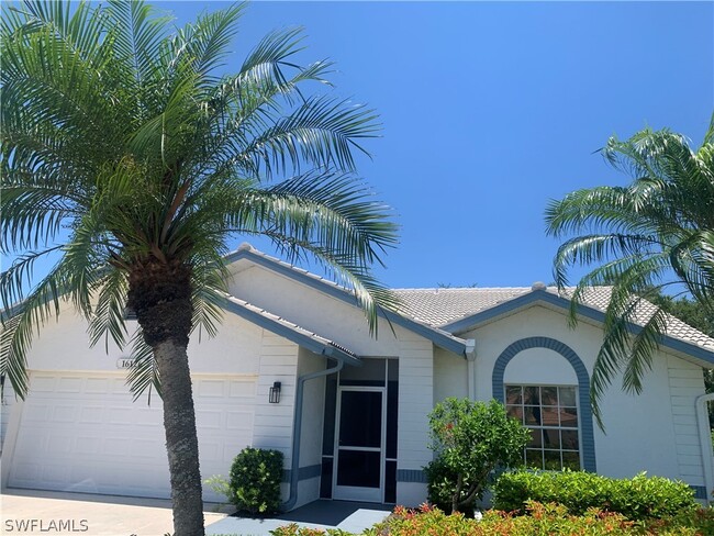 16126 Kelly Woods Dr in Ft. Myers, FL - Foto de edificio - Building Photo