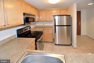 1150 K St NW in Washington, DC - Building Photo - Building Photo