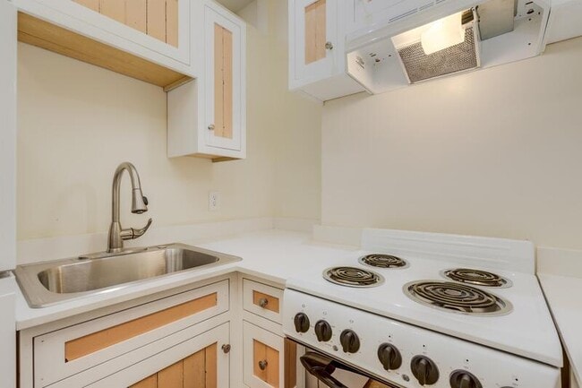 89 W Simpson St in Tucson, AZ - Building Photo - Building Photo