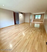 58 Dortmunder Dr in Englishtown, NJ - Building Photo - Building Photo
