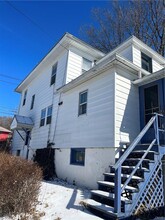 292 Harry L Dr in Johnson City, NY - Building Photo - Building Photo