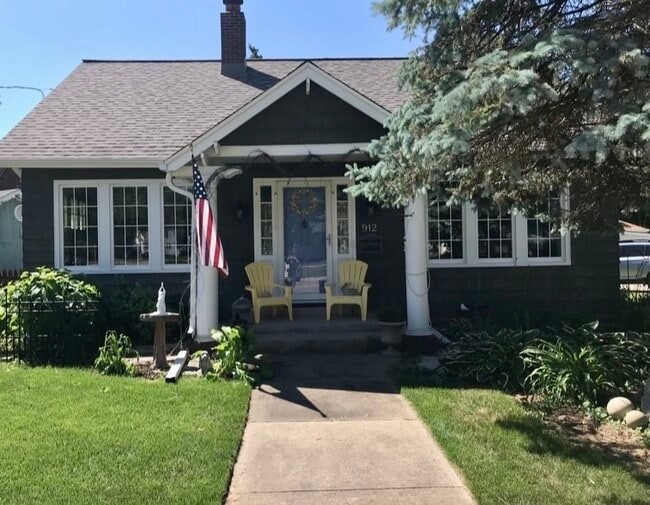 property at 912 DeKalb Ave