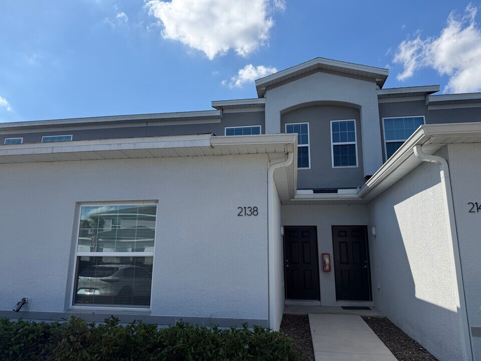 2138 Penny Ln in Kissimmee, FL - Building Photo