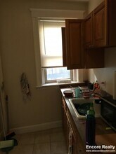 55 Park Dr, Unit 16 in Boston, MA - Foto de edificio - Building Photo