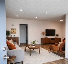 4305 W 5th St, Unit 5 in Los Angeles, CA - Building Photo