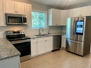 1120 Metropolitan Pkwy SW in Atlanta, GA - Building Photo - Building Photo