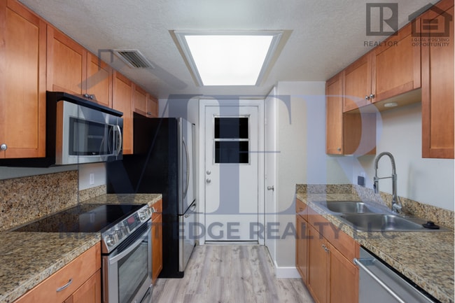 property at 425 E Marco Polo Rd