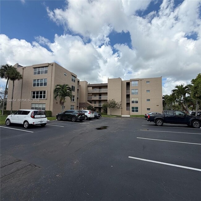 property at 9440 Tangerine Pl