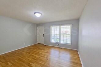 11623 Altozano Ln in Florissant, MO - Building Photo - Building Photo