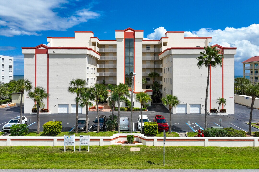 MAJESTIC SHORES in Indialantic, FL - Building Photo