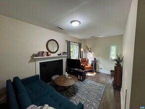 1820 Rugby Pl in Charlottesville, VA - Building Photo - Building Photo