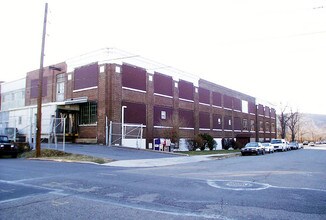 601-699 E Broad St in Bethlehem, PA - Foto de edificio - Other