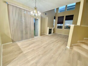 5364 Dresden Ct in Ventura, CA - Building Photo - Building Photo