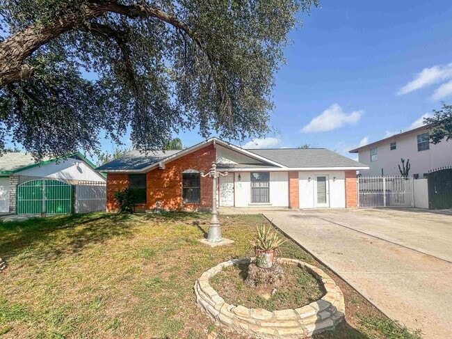 property at 4610 Retama Dr