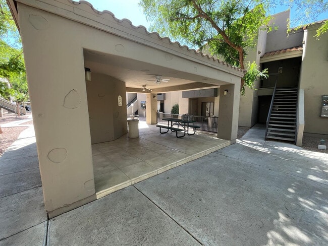 747 S Ext Rd in Mesa, AZ - Building Photo - Building Photo