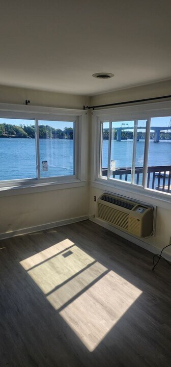 97 Commercial St in Bath, ME - Building Photo
