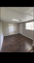 515 E Morgan St, Unit 515 E Morgan St in Tarpon Springs, FL - Building Photo