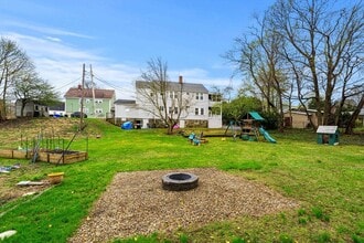 9 Maple Cir in Marblehead, MA - Building Photo - Building Photo