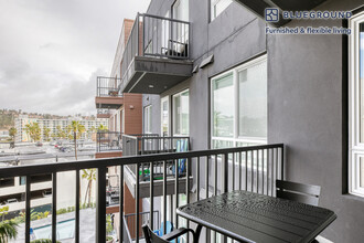 610 Del Sol Dr in San Diego, CA - Building Photo - Building Photo